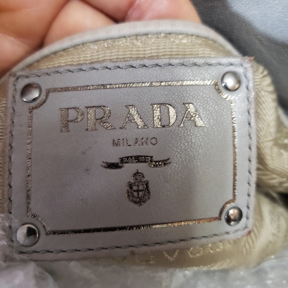 Prada gaufre - Picture 4 of 8